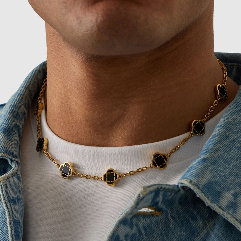 Onyx Clover Stone Necklace (Gold)